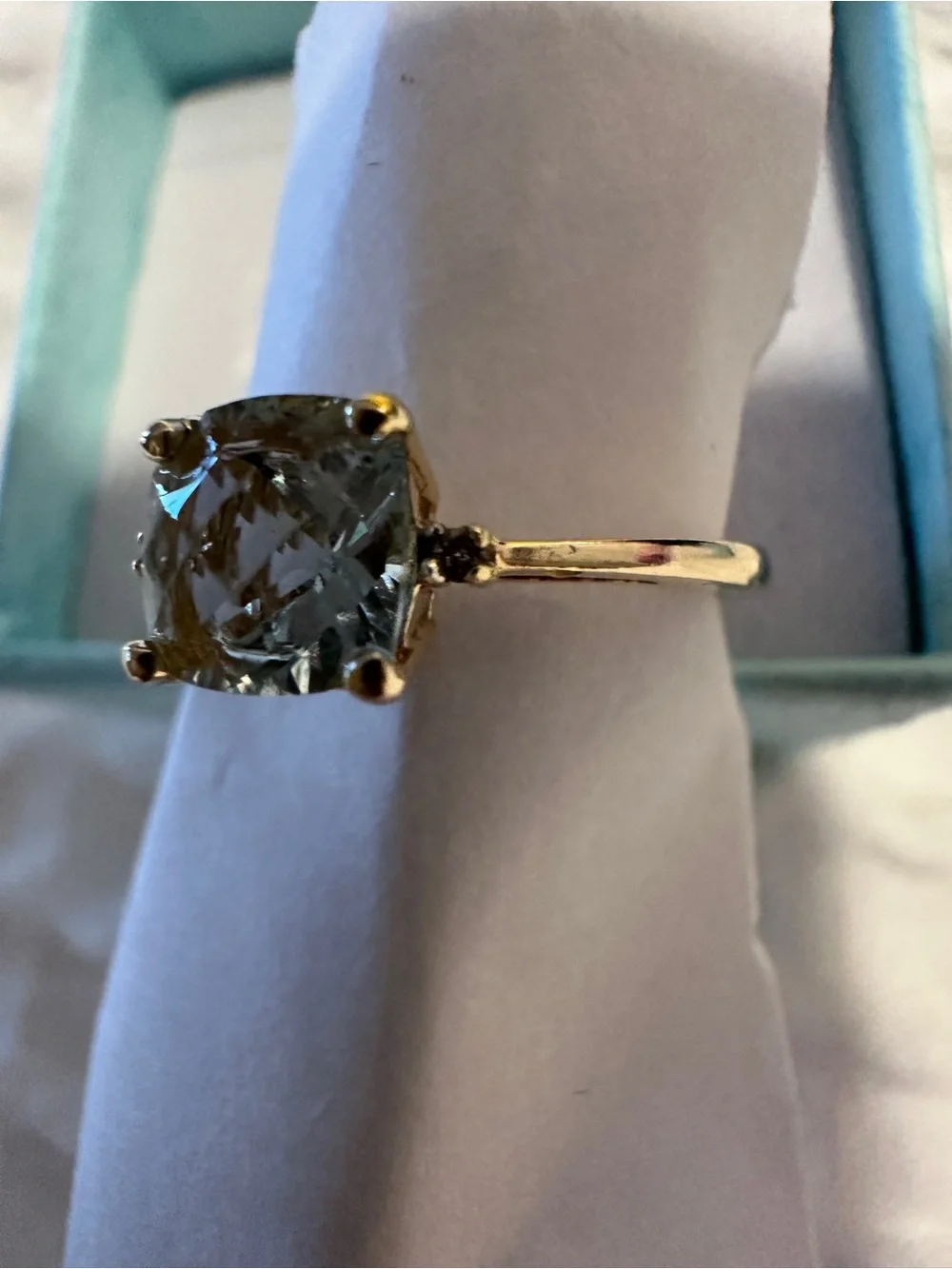 Stunning 14k Classic Gold Ring with Aquamarine Cushion-Cut Stone